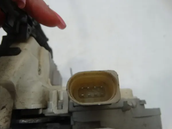 Hintere Rechte Türschloss Volkswagen Audi 4G0839016E 8PIN image 5