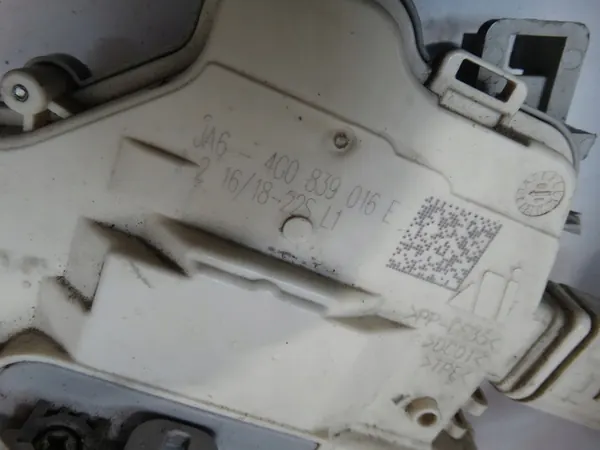 Hintere Rechte Türschloss Volkswagen Audi 4G0839016E 8PIN image 6