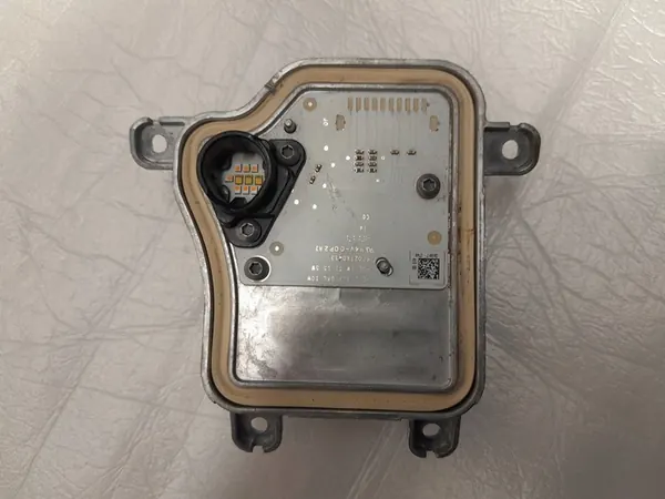 Módulo LED Indicador de Direção DRL 80A998473C image 3