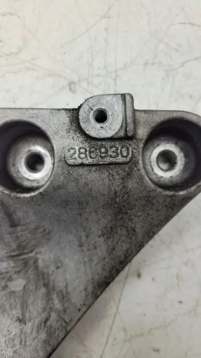 Maserati Ghibli AC-Kompressor-Klemme OEM 286930 image 4