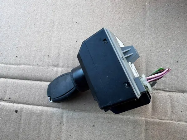 Gato Mercedes Vito W447 OEM A4479007506 - Usado image 2