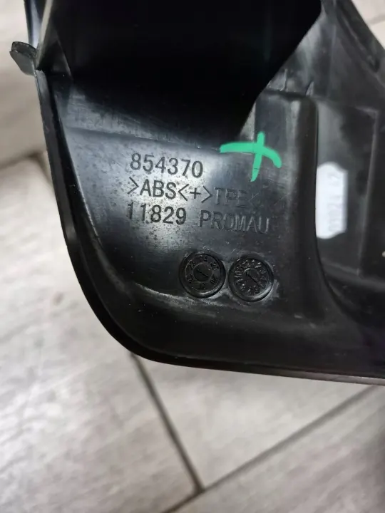 Ferrari Roma Oikea Takavalon Suoja OEM 854370 image 5