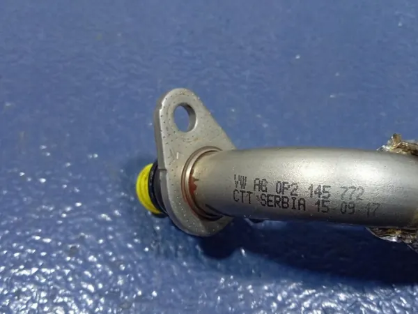 Conduite Pression Huile Porsche OEM 0P2145772 - Occasion image 3