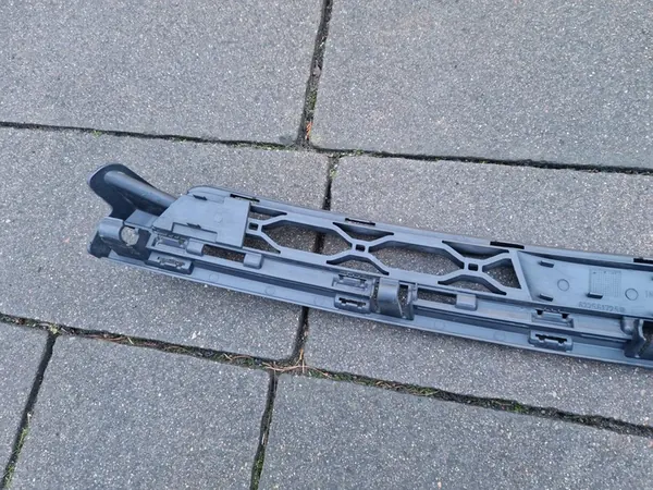 Griglia anteriore paraurti RENAULT TWINGO II LIFT 622561725R image 6