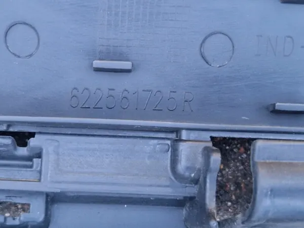 Griglia anteriore paraurti RENAULT TWINGO II LIFT 622561725R image 8