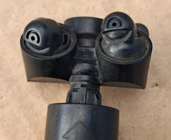 VW PASSAT B6 Linker Koplampenreiniger 3C0955103A image 3