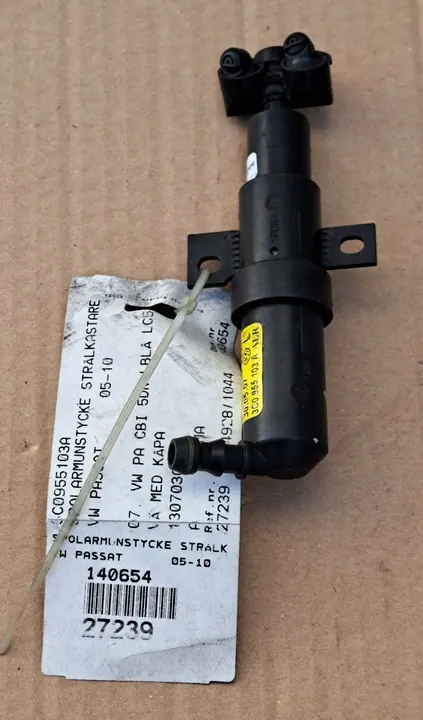 VW PASSAT B6 Linker Koplampenreiniger 3C0955103A image 6