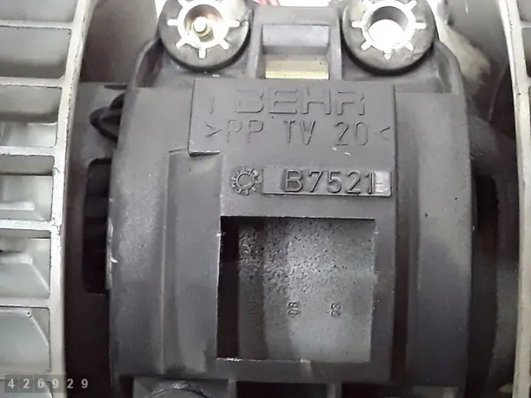 BMW Verwarmingsblazermotorventilator OEM B7521 - Gebruikt image 5