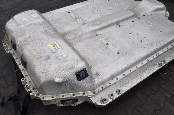 Bateria BMW OEM 8740408 232Ah 80 kWh Usada image 6