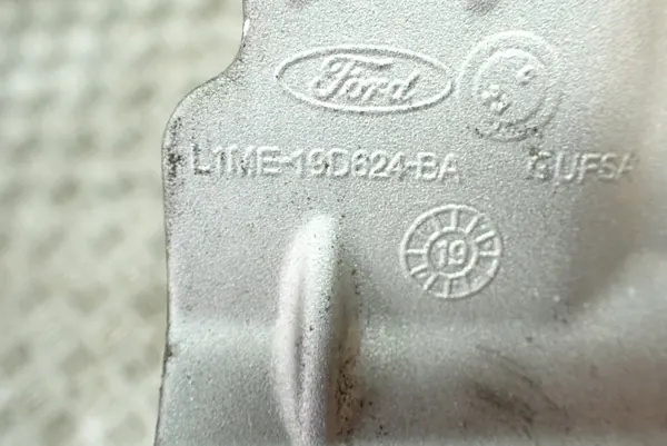 Support Compresseur Climatisation Ford Explorer 3.3 2020 OEM image 3