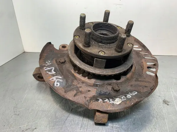 OEM FBZ24748 etupyörän navan Subaru Forester 1999 image 4