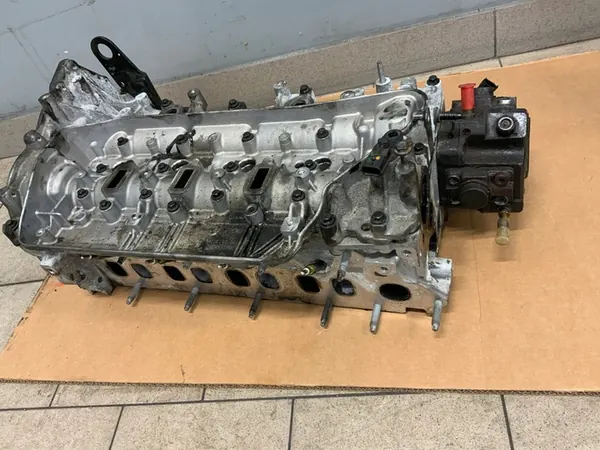 RENAULT 1.6 DCI KOP MET CAMSHAFTS 130C05277R image 3
