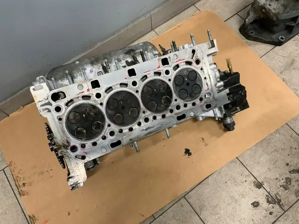 RENAULT 1.6 DCI KOP MET CAMSHAFTS 130C05277R image 7