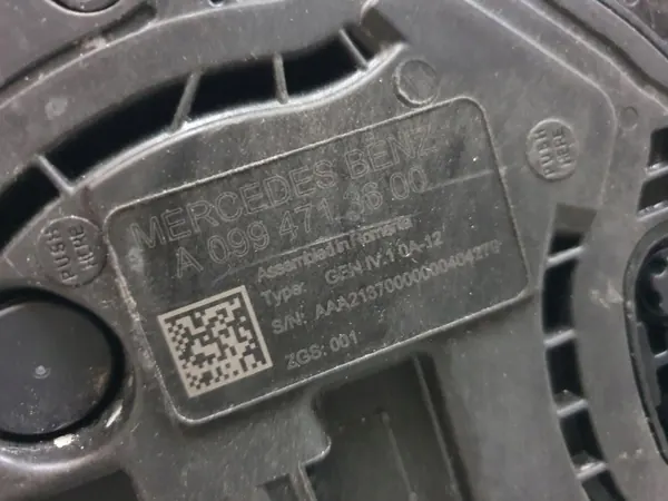 Käytetty AdBlue-säiliö OEM A9104702401 Mercedes Sprinterille image 8