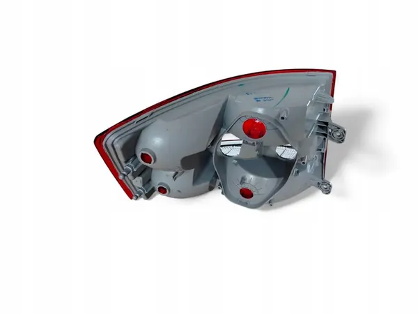 Conjunto de Luz Trasera TYC para Škoda Octavia III image 7