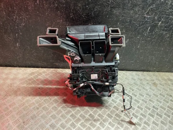 Toyota Blästerhus OEM 87050-F4020 Begagnad image 2