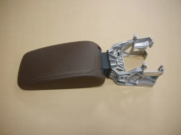 Accoudoir tunnel central Audi A3 8V OEM 8V0864283 image 2