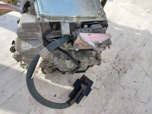 Toyota G92A0-42030 Inverter Converter voor RAV4 Hybride image 4