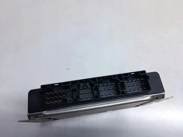 Módulo redutor traseiro BMW OEM 1137330004 - Usado image 3