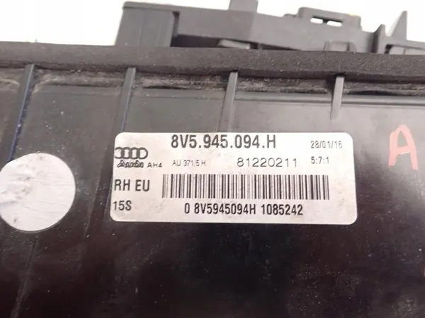 Luz trasera derecha AUDI A3 2012- SEDAN CABRIO 8V5945094H image 3