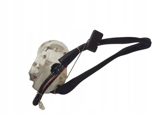 Bomba de Combustível VOLVO V60 2.0L Diesel 2016 OEM 31372892 image 3