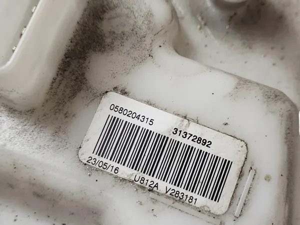 Bomba de Combustível VOLVO V60 2.0L Diesel 2016 OEM 31372892 image 6