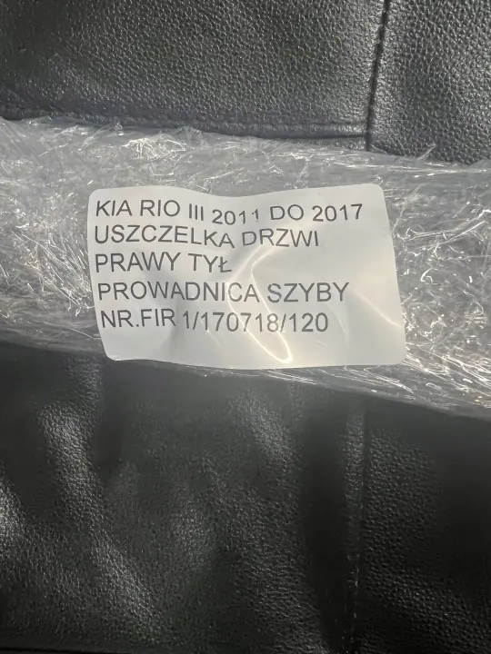 Junta porta traseira direita Kia Rio III OEM KRH8391 image 7