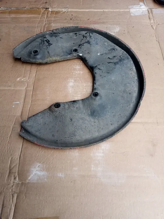 Audi A4 B7 Bakre vänstra bromsskivskydd 4F0615611 image 5