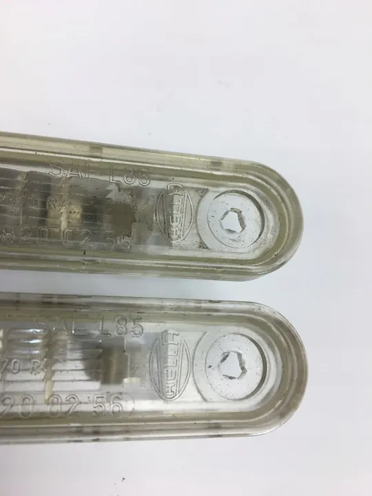 Luz de Placa Mercedes W124 1248200256 image 4