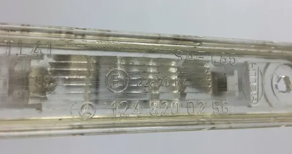 Luz de Placa Mercedes W124 1248200256 image 5