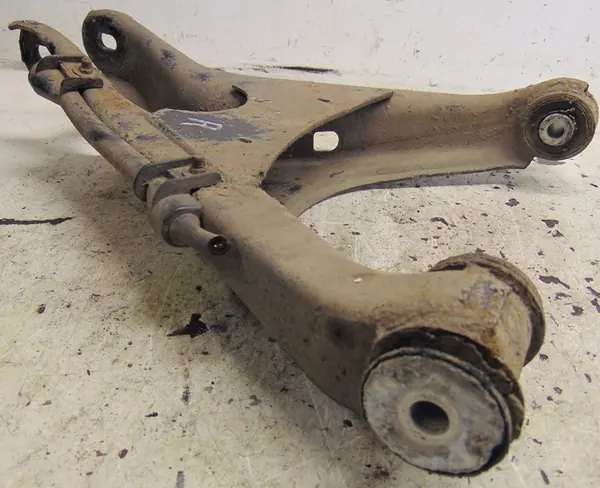 Braccio di Controllo Posteriore Destro Audi A6 C5 Allroad image 6