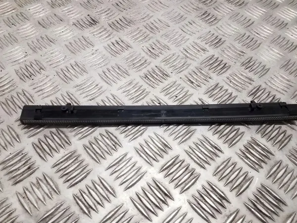 Takavalaisin Skoda Superb B8 2017 1Z5945097B image 2