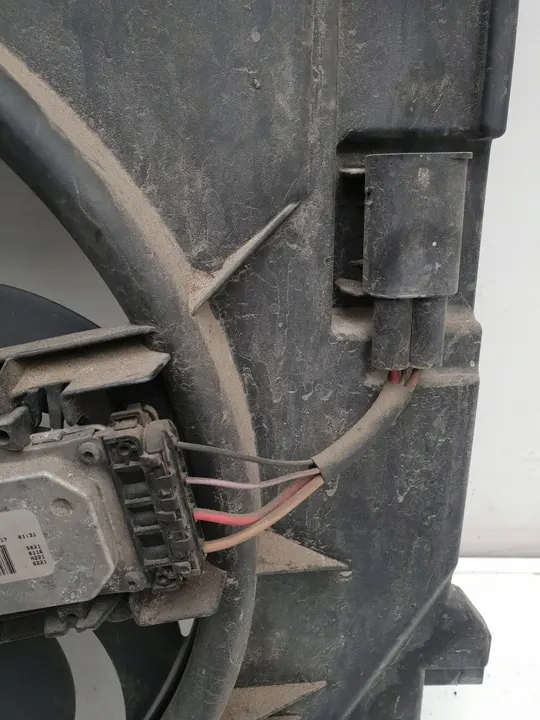 Mercedes E-Klasse W211 Ventilator A2115002193 image 5