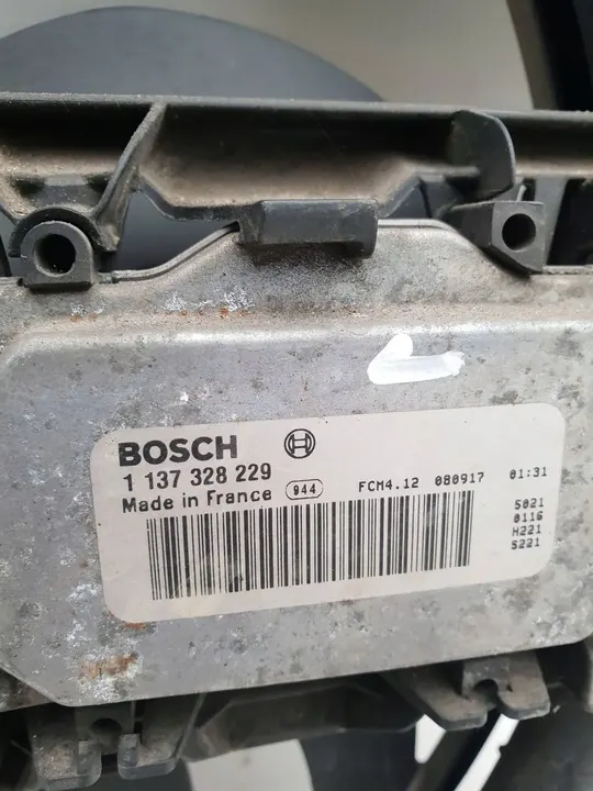 Mercedes E-Klasse W211 Ventilator A2115002193 image 6