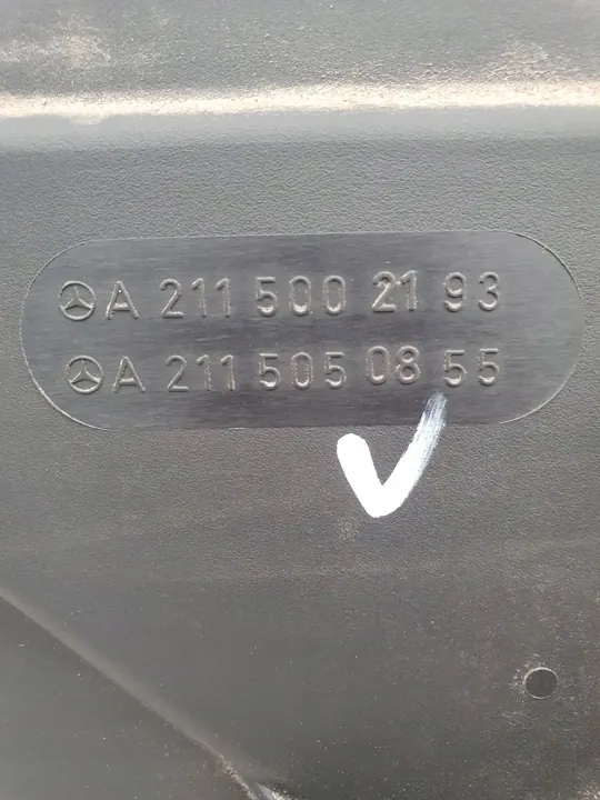 Mercedes E-Klasse W211 Ventilator A2115002193 image 9