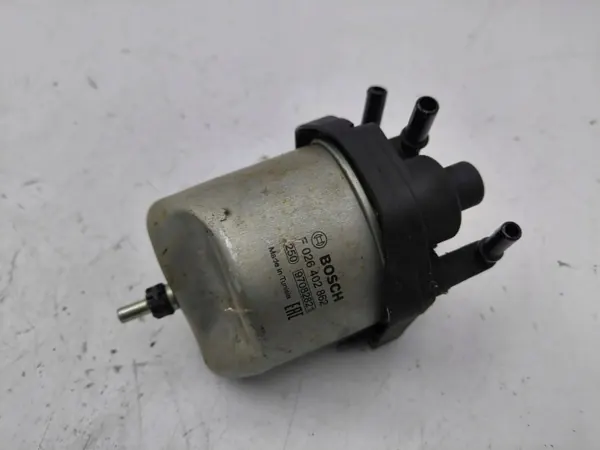 Filtro de combustible Citroen DS3 2010 OEM F026402862 image 2