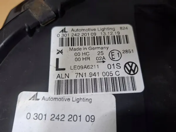 Farol dianteiro esquerdo Volkswagen SHARAN II 7N1941005C image 10