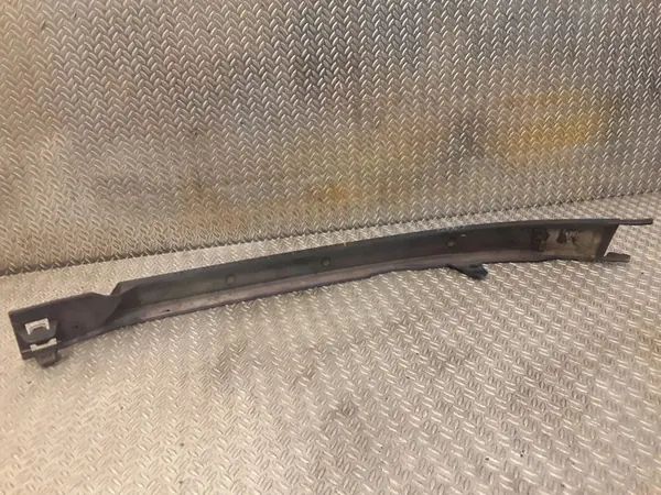 MERCEDES ML W163 Soporte de faro delantero derecho 1638260277 image 3