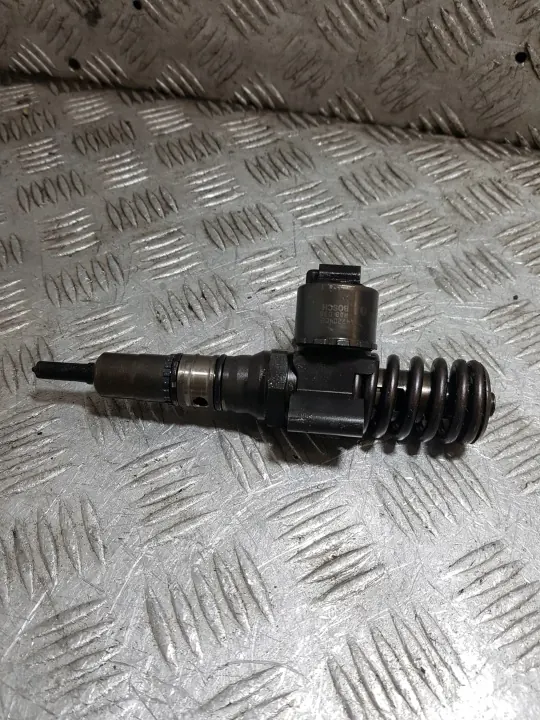 VW OEM 03G130073B 0414720402 Spolarpump Begagnad image 3
