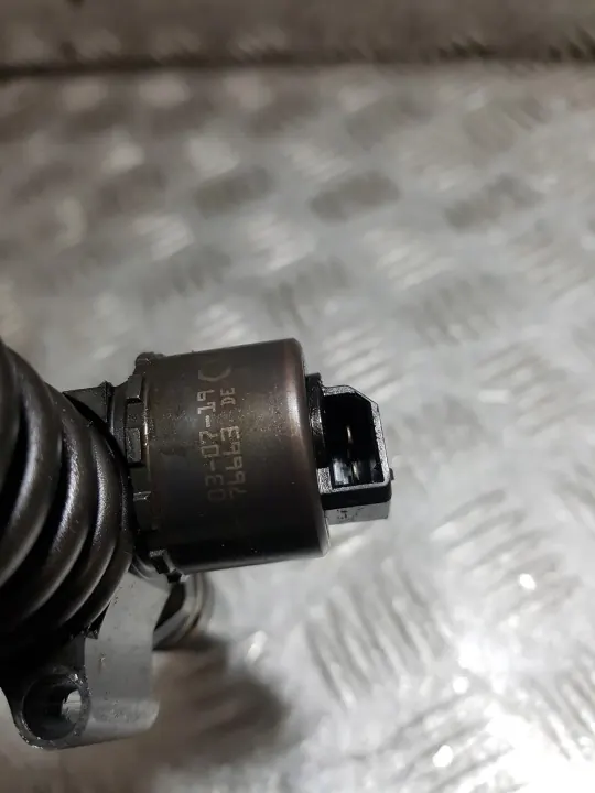 VW OEM 03G130073B 0414720402 Spolarpump Begagnad image 6
