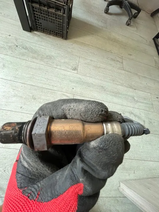 Sensor Lambda VW Caddy III 2.0 TDI image 2