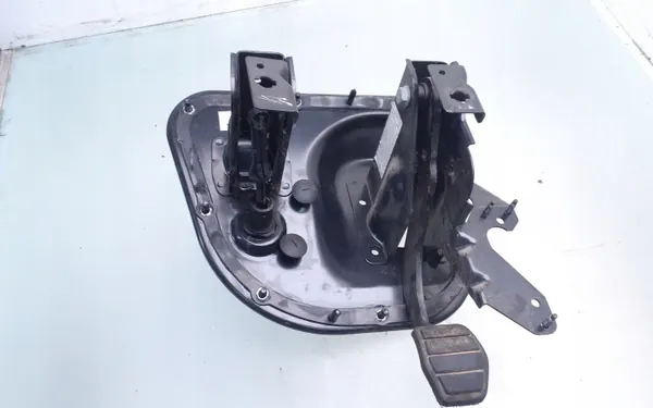 Renault Master II Jarrupoljin OEM 82200021477 image 2