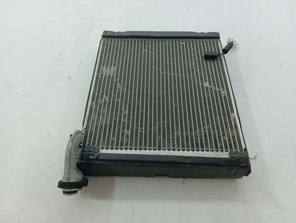 Toyota Avensis T270 2015 Verwarmingskern Airconditioning OEM AMD96229 image 3