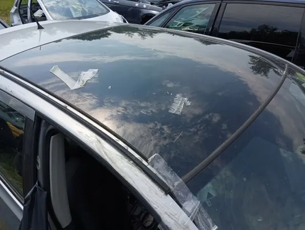 Gebrauchtes Nissan OE Glas-Schiebedach OEM AMD77525 image 4