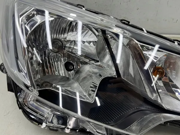 Faros izquierdo Mitsubishi Space Star image 8