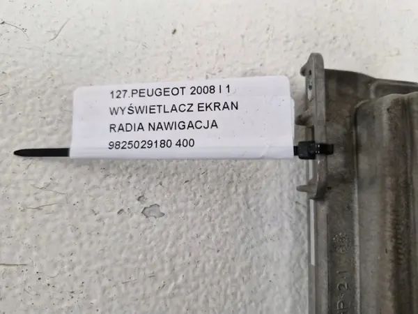Peugeot 2008 radio-display OEM 9825029180 - Gebruikt image 5