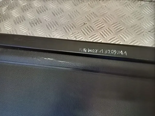 Estore de bagageira VW Golf V Carrinha OEM image 3