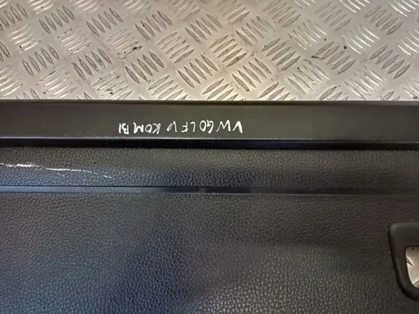 Estore de bagageira VW Golf V Carrinha OEM image 4