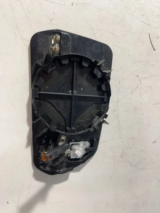Insert de espejo Ford Mustang VI OEM 621705 - Usado image 4