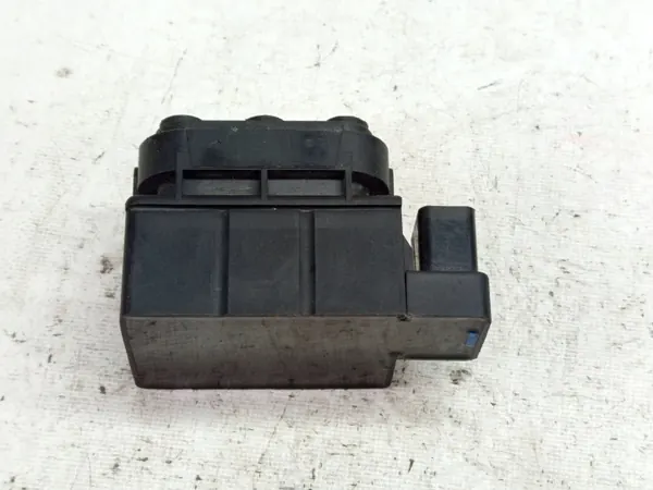 Porsche Macan S bakluftfjädringsventil OEM 15152400272 image 3
